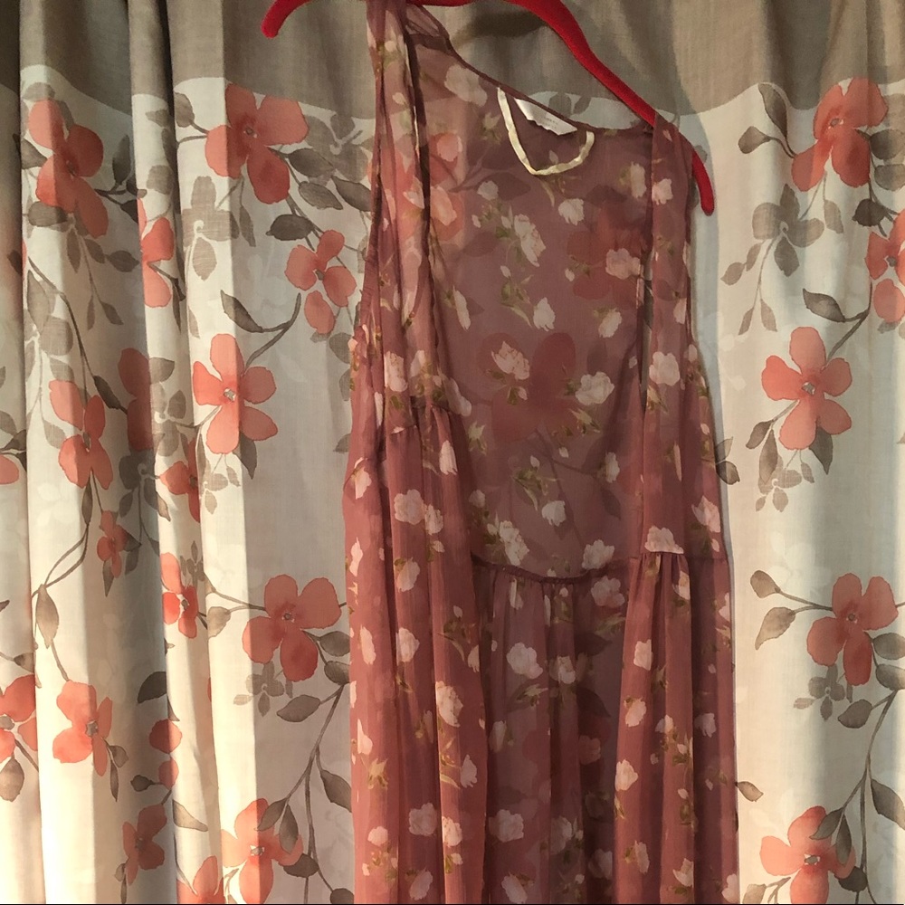Lauren Conrad flowy shawl or swim cover